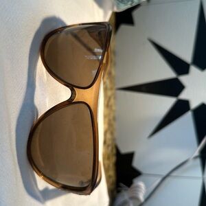 YSL sunglass good condition